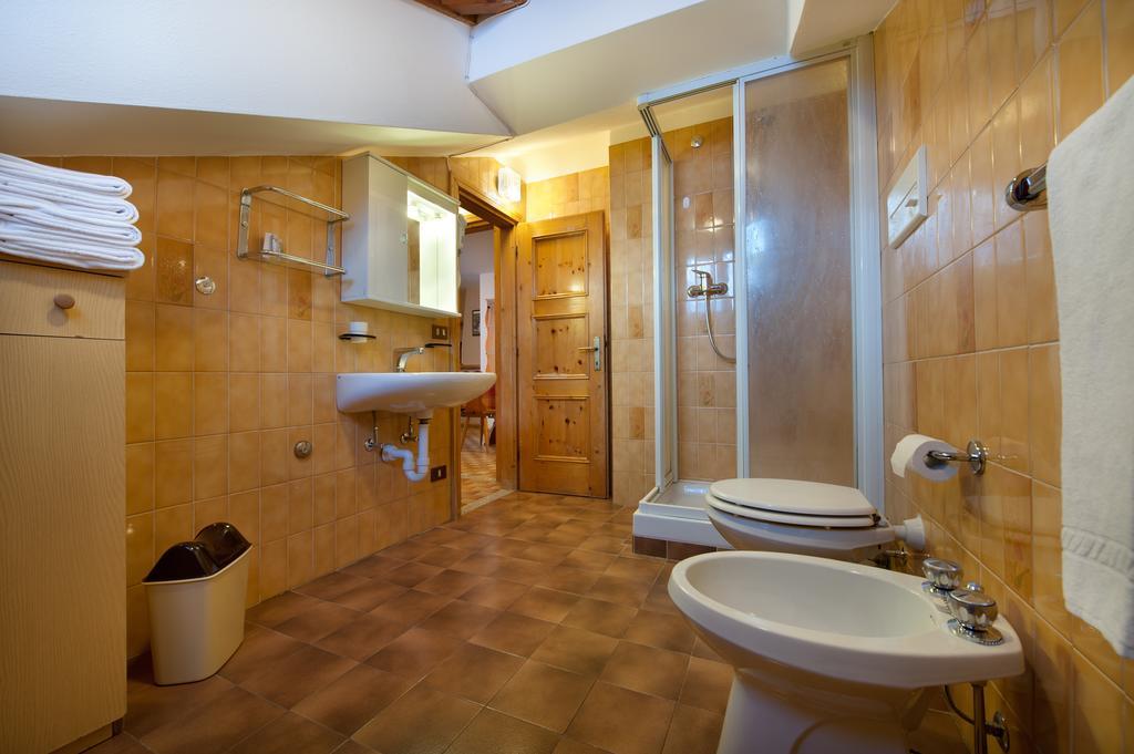 Appartamenti 3000 Livigno Szoba fotó